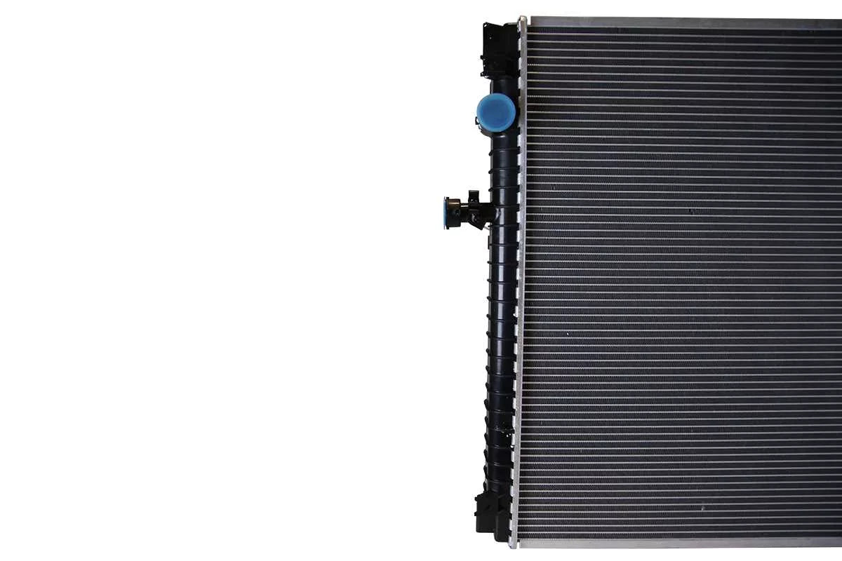 Stylish AutoShack Radiator Replacement for 2004 Nissan Pathfinder Armada 2004-2010 2011 2012 2013 2014 2015 Titan 2005-2015 Armada 2004 2005 2006 2007 2008 2009 2010 INFINITI QX56 5.6L V8 4WD RWD RK1055