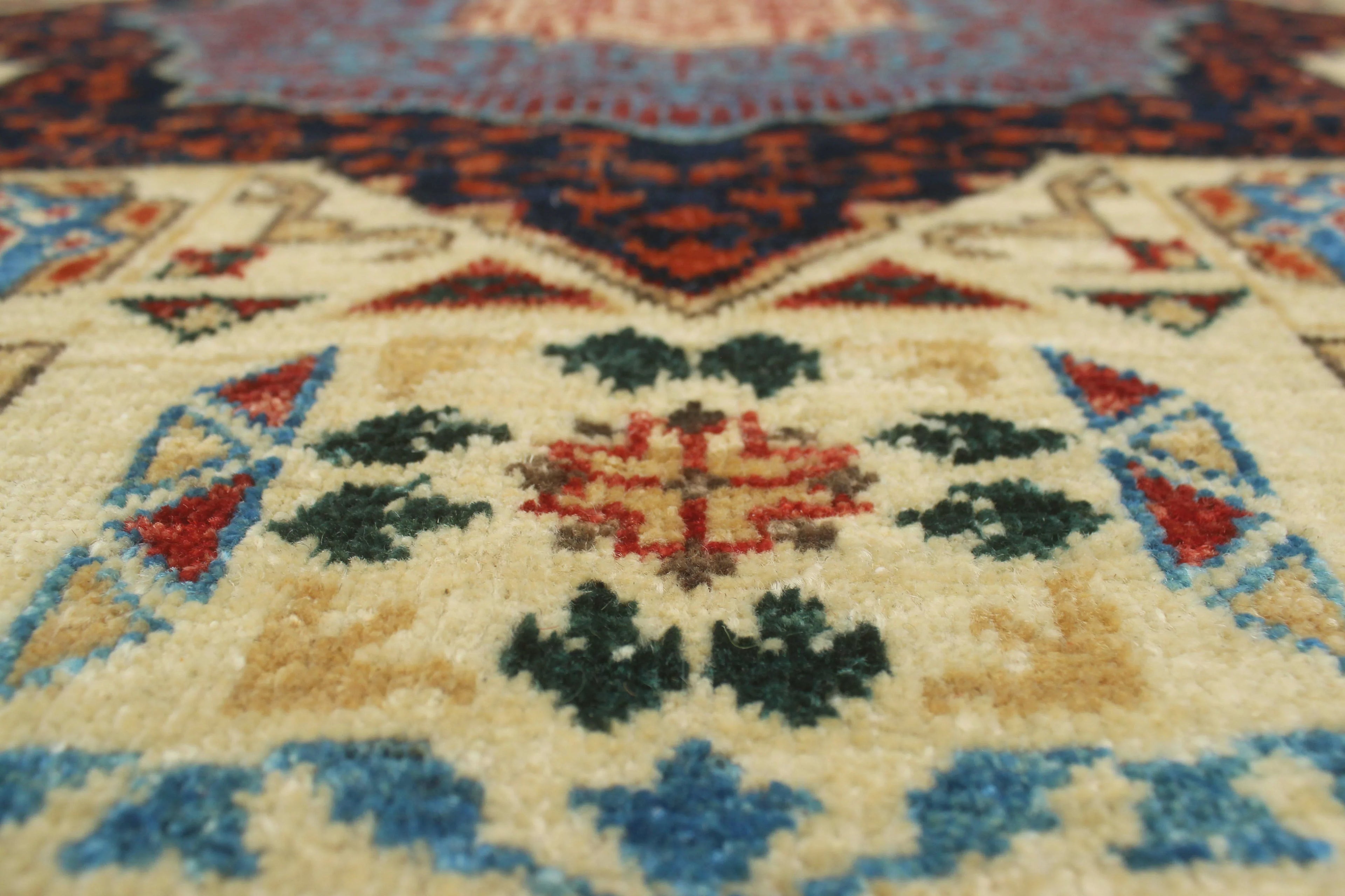 Aria Stephen Ivory/Blue Runner, 9'10" x 13'4" - Exclusive Design