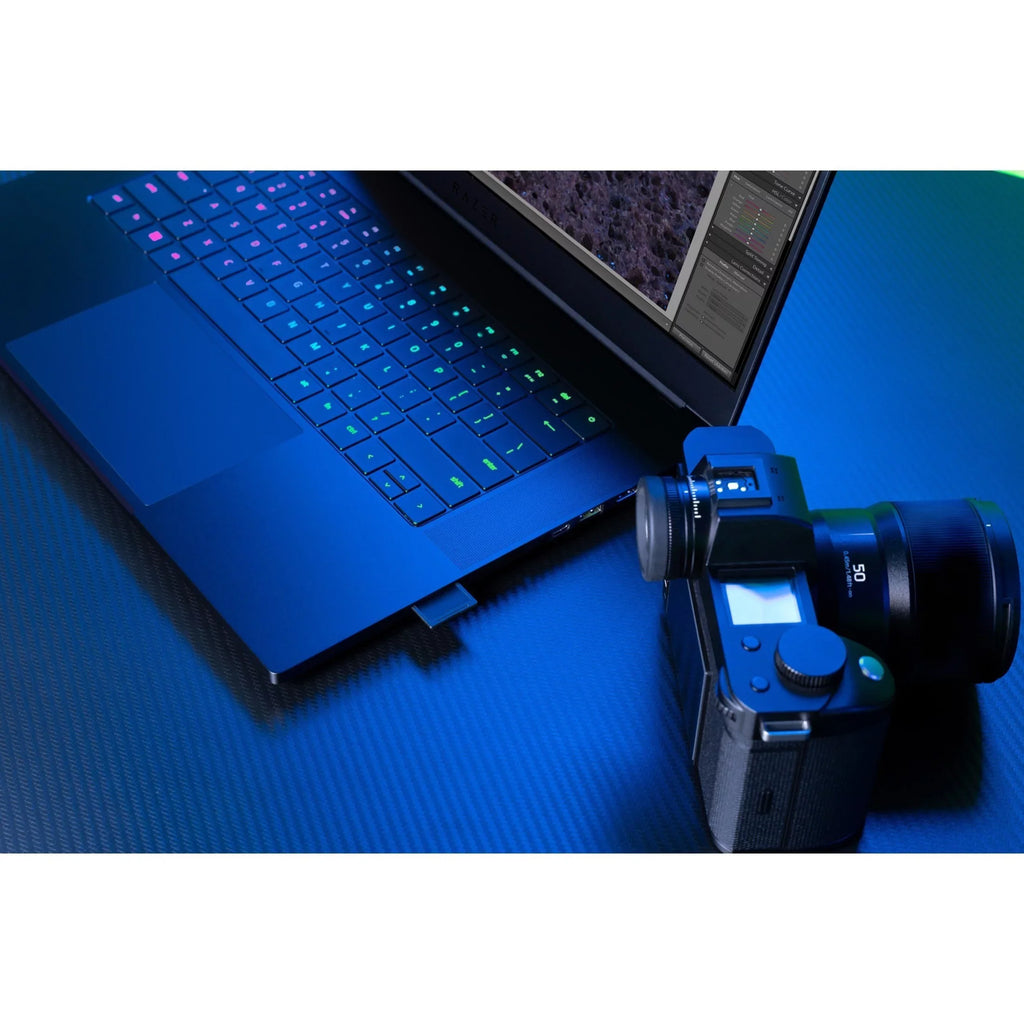Razer Blade 15 Advanced Edition 15.6" 4K UHD Gaming Laptop, i9 i9-12900H, NVIDIA GeForce RTX 3080 Ti 16 GB, 1TB SSD, Windows 11 Home