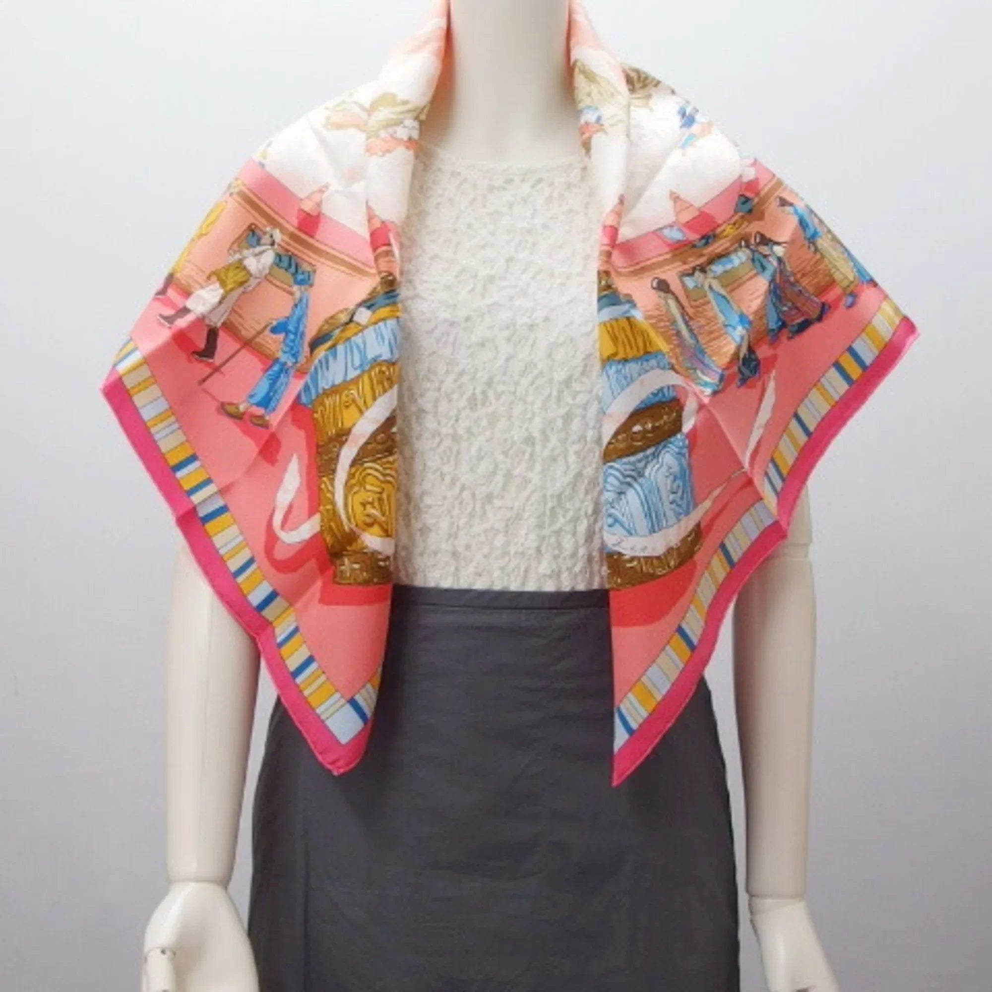 Stylish Pre-Owned Hermes Carre 90 PRIERES AU VENT Prayer in the Wind Scarf (Like New)