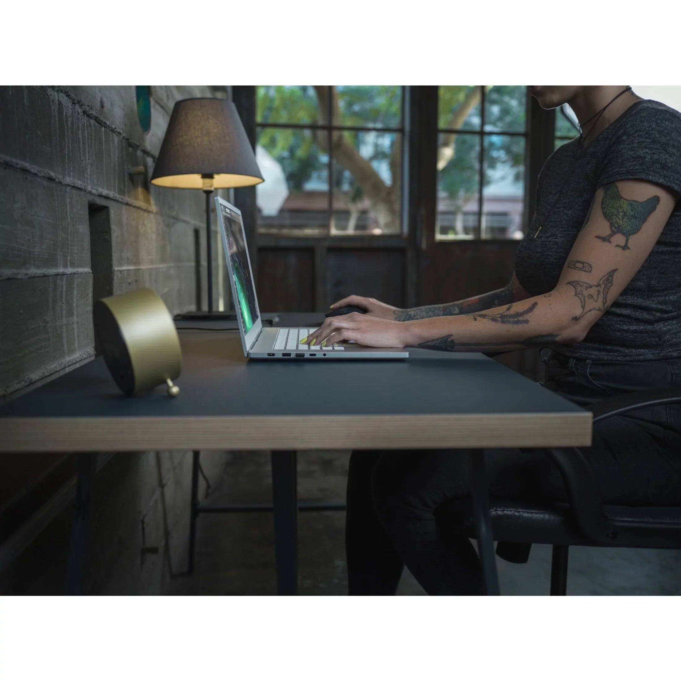 Razer Blade 15 Advanced Edition 15.6" 4K UHD Gaming Laptop, i9 i9-12900H, NVIDIA GeForce RTX 3080 Ti 16 GB, 1TB SSD, Windows 11 Home