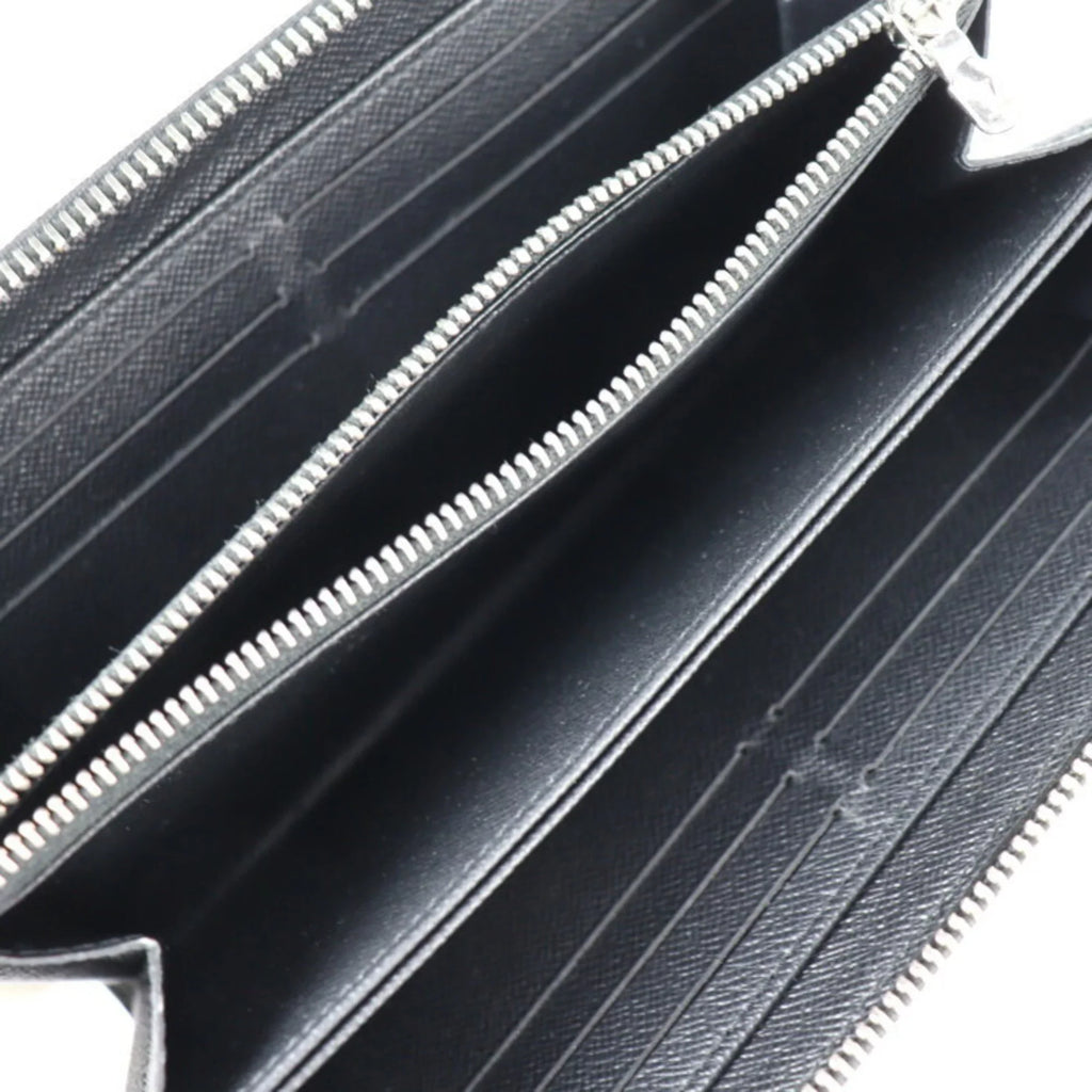 Pre-Owned LOUIS VUITTON Louis Vuitton Zippy Wallet Long M61857 Epi Leather Black Silver Hardware Round Zipper (Good)