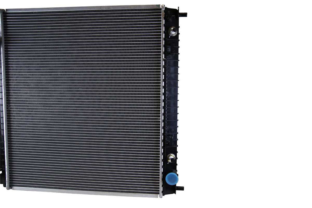 Stylish AutoShack Radiator Replacement for 2004 Nissan Pathfinder Armada 2004-2010 2011 2012 2013 2014 2015 Titan 2005-2015 Armada 2004 2005 2006 2007 2008 2009 2010 INFINITI QX56 5.6L V8 4WD RWD RK1055